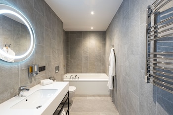 Deluxe Double or Twin Room, 1 Bedroom, Non Smoking