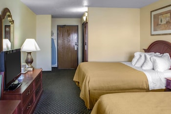 Standard Room, 2 Queen Beds, Non Smoking
