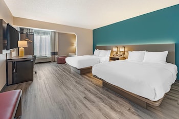 Suite, 2 Queen Beds, Non Smoking