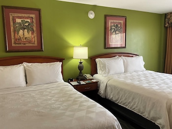 Suite, 2 Queen Beds, Balcony, City View