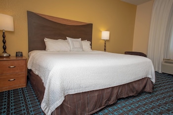 Room, 1 King Bed, Accessible Bathtub