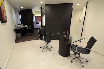 Suite, 1 King Bed
