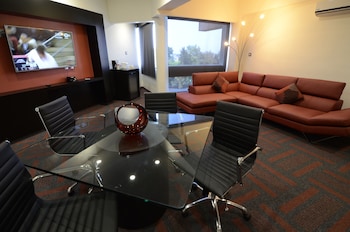 Suite, 1 King Bed (Living Area)