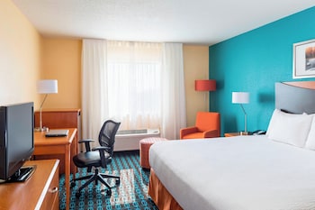 Room, 1 King Bed, Hearing Accessible (Roll-in Shower & Transfer Shower)