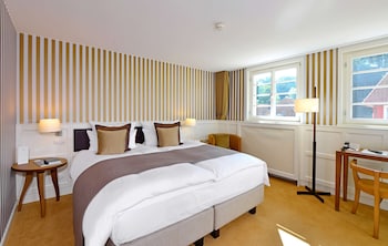 Classic Room, 1 King Bed