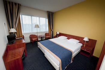 Basic Double Room