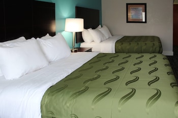 Standard Room, 2 Queen Beds, Non Smoking