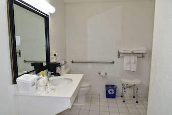 Room, 2 Double Beds, Mobility Accessible, Non Smoking (Mobility)