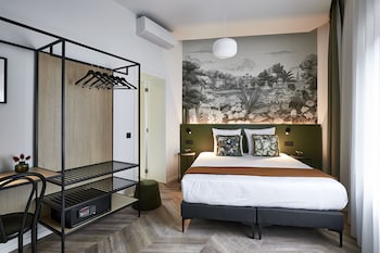 Superior Double Room (Florist)