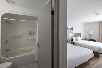 Superior Room, 2 Queen Beds