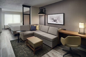 Room, Multiple Beds (High Floor)