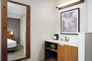 Room, Multiple Beds