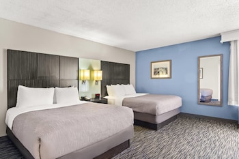 Standard Room, 2 Double Beds, Non Smoking