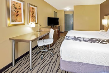Room, 1 King Bed, Non Smoking (City/Mountain View)