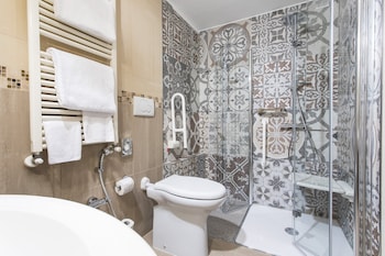 Standard Room, 1 King Bed, Accessible