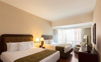 Suite, Multiple Beds