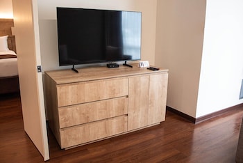 Deluxe Suite, Multiple Beds