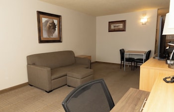 Suite, 1 King Bed, Accessible (Communications)