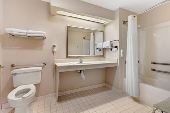 Room, 2 Queen Beds, Accessible, Non Smoking