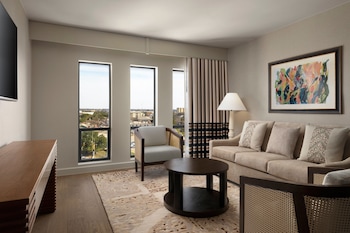 Junior Suite, 1 King Bed with Sofa bed, Resort View
