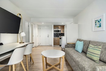 Suite, 1 Bedroom, Accessible (Mobility Accessible w/ Tub)