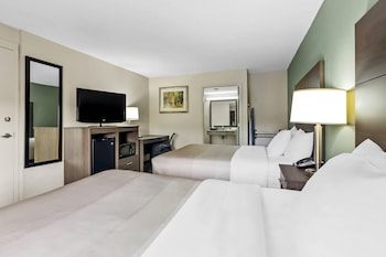 Room, 2 Queen Beds, Accessible, Non Smoking