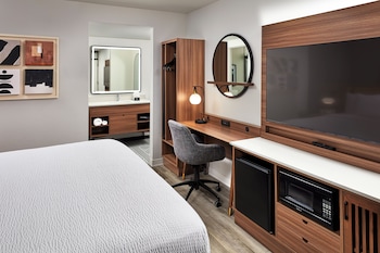 Room, 1 King Bed, Non Smoking