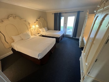 Suite, 2 Double Beds