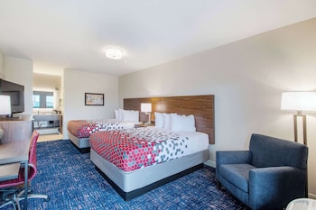 Standard Room, 2 Queen Beds, Smoking