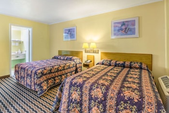 Room, 2 Double Beds, Non Smoking, Microwave