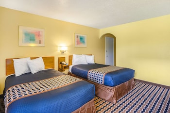Room, 2 Double Beds, Smoking, Microwave