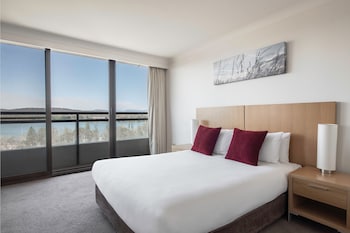 Room, 2 Bedrooms, Lakeside