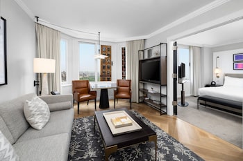Suite, 1 Bedroom, Park View