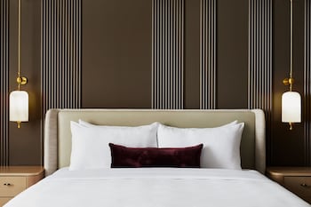 Suite, 2 Bedrooms (View)