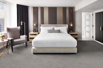 Premium Apartment, 1 Bedroom, Park View (Mobility Accessible, Roll-In Shower)