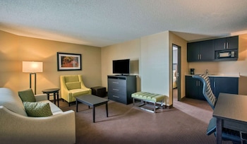 Suite, 1 King Bed with Sofa bed, Non Smoking