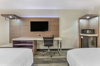 Standard Room, 2 Queen Beds, Non Smoking, Refrigerator & Microwave