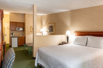 Standard Room, 1 Queen Bed