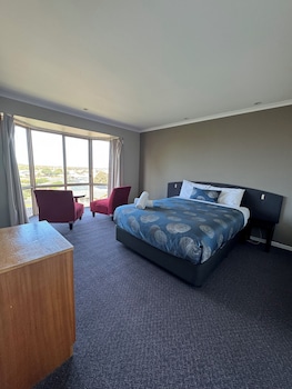 2 bedroom apartment Q3S