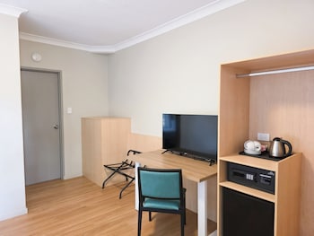 Family Room (One Bedroom)