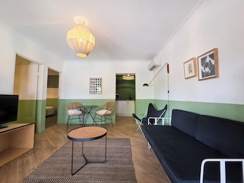 Toro Suite (Two Bedroom, Kitchenette)