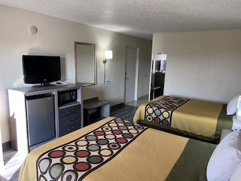 Standard Room, 2 Queen Beds, Non Smoking