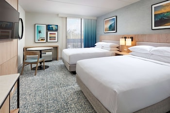 Suite, 2 Queen Beds, Accessible, Non Smoking