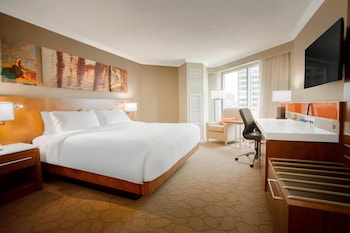 Room, 1 King Bed, Corner