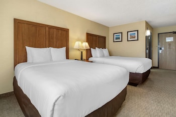 Standard Room, 2 Queen Beds, Non Smoking