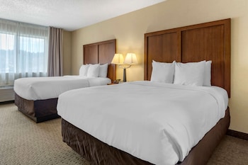 Standard Room, 2 Queen Beds, Non Smoking