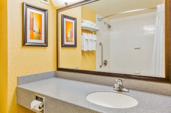 Standard Room, 2 Queen Beds