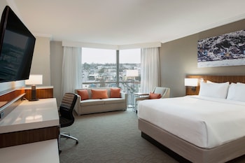 Room, 1 Queen Bed with Sofa bed (Accessible)