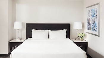 Studio, 1 King Bed with Sofa bed, Kitchenette