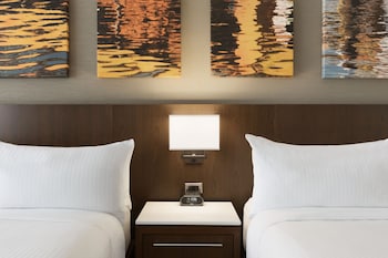 Room, 2 Queen Beds, Harbor View